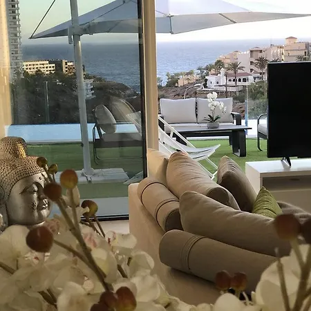 Luxury - Oasis Tucan ***** Willa